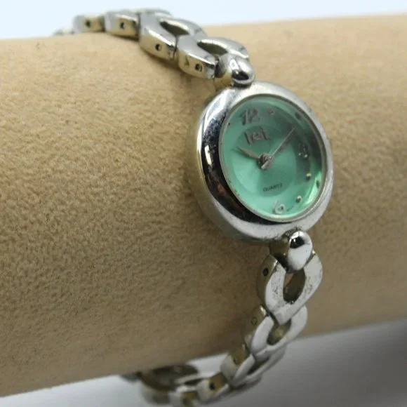 lei | Accessories | Vintage Lei Womens 23mm Silver Tone Watch 